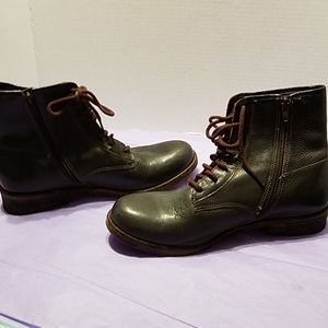 MATISSE  HUNTER GREEN BOOTS SZ8